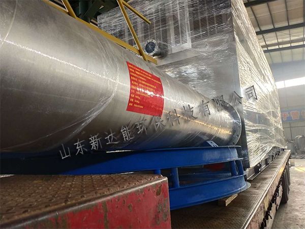 新疆客戶400立方油氣回收設(shè)備發(fā)貨現(xiàn)場(chǎng)